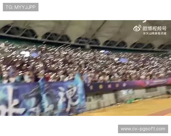 德甲启用橙色比赛用球提升雪天可视度，呼吁球迷乘公共交通